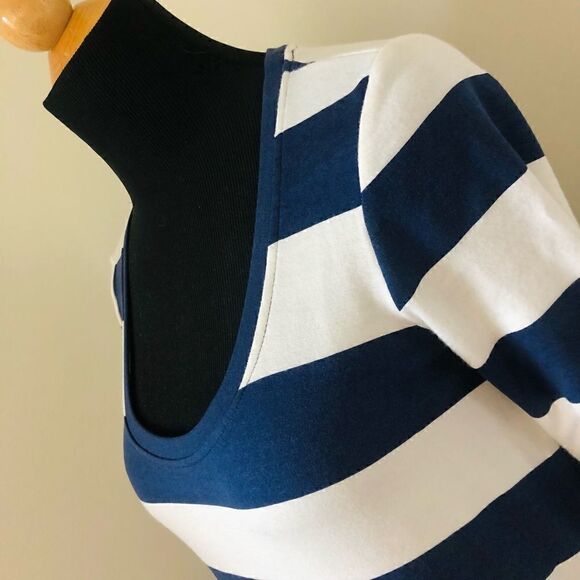 LILLY PULITZER Dress In Bright Navy Aquatic Stripe Engineered Dress Size XS - Picture 4 of 4